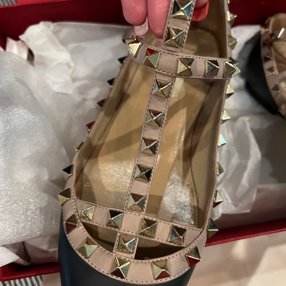 Valentino ballerina flats black w/ tan LIKE NEW - Picture 6 of 14